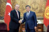 Президенты Кыргызстана и Турции провели телефонный разговор