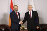 Владимир путин провел телефонный разговор с премьер-министром Армении