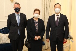 Послы Германии и Франции приняты в МИД Кыргызстана