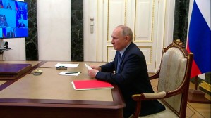 Владимир Путин провел совещание с членами Совета Безопасности