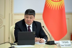 Бакыт Торобаев провёл заседание межведкомиссии по выяснению причин нештатной ситуации на столичной ТЭЦ