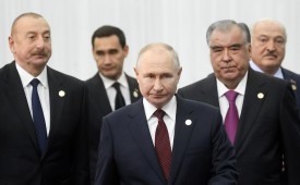 Владимир Путин с коллегами провел телефонный разговор с Ильхамом Алиевым
