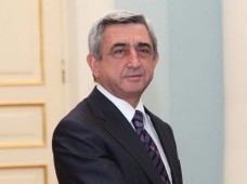 Президент Армении выразил соболезнования Владимиру Путину в связи с терактом в Волгограде  